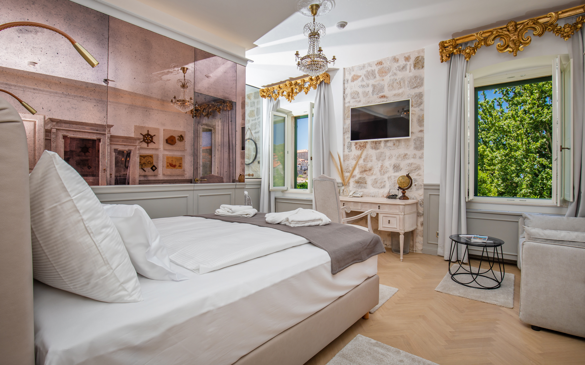 Home 3